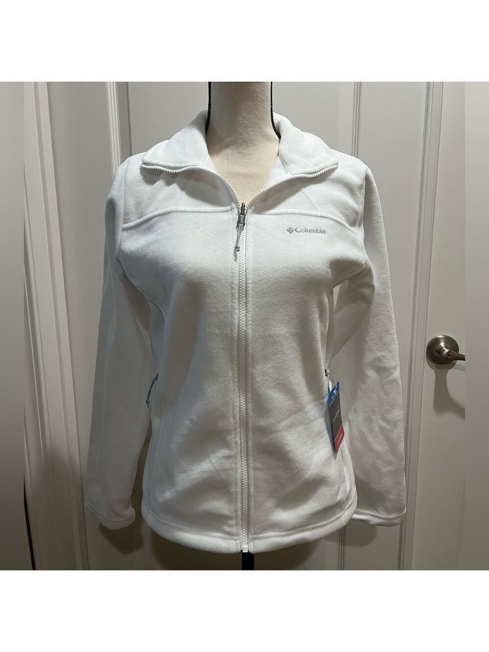 COLUMBIA LADIES WHITE FLEECE